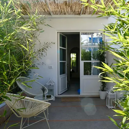 Bed & Breakfast La Rondinella
