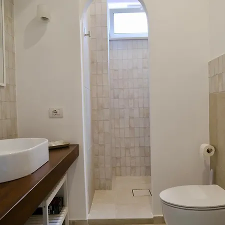 La Rondinella Bed & Breakfast